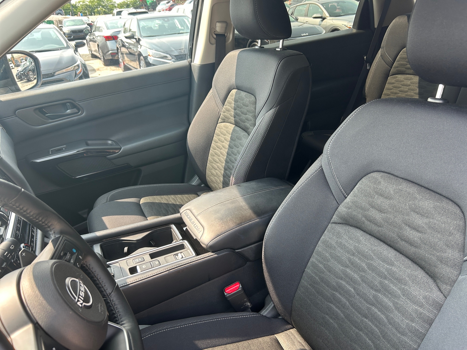 Thumbnail: 2025 Nissan Pathfinder - 2