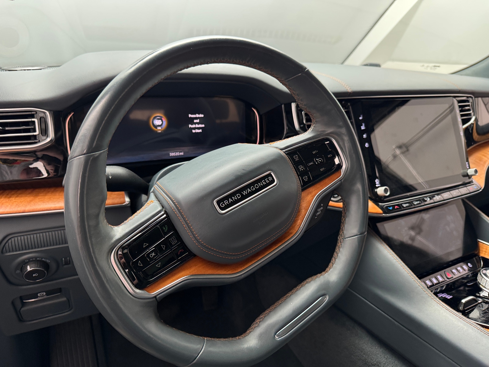 Thumbnail: 2022 Jeep Grand Wagoneer - 4