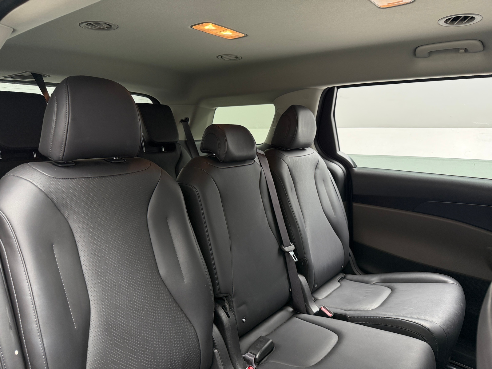 Thumbnail: 2026 Kia Carnival - 5