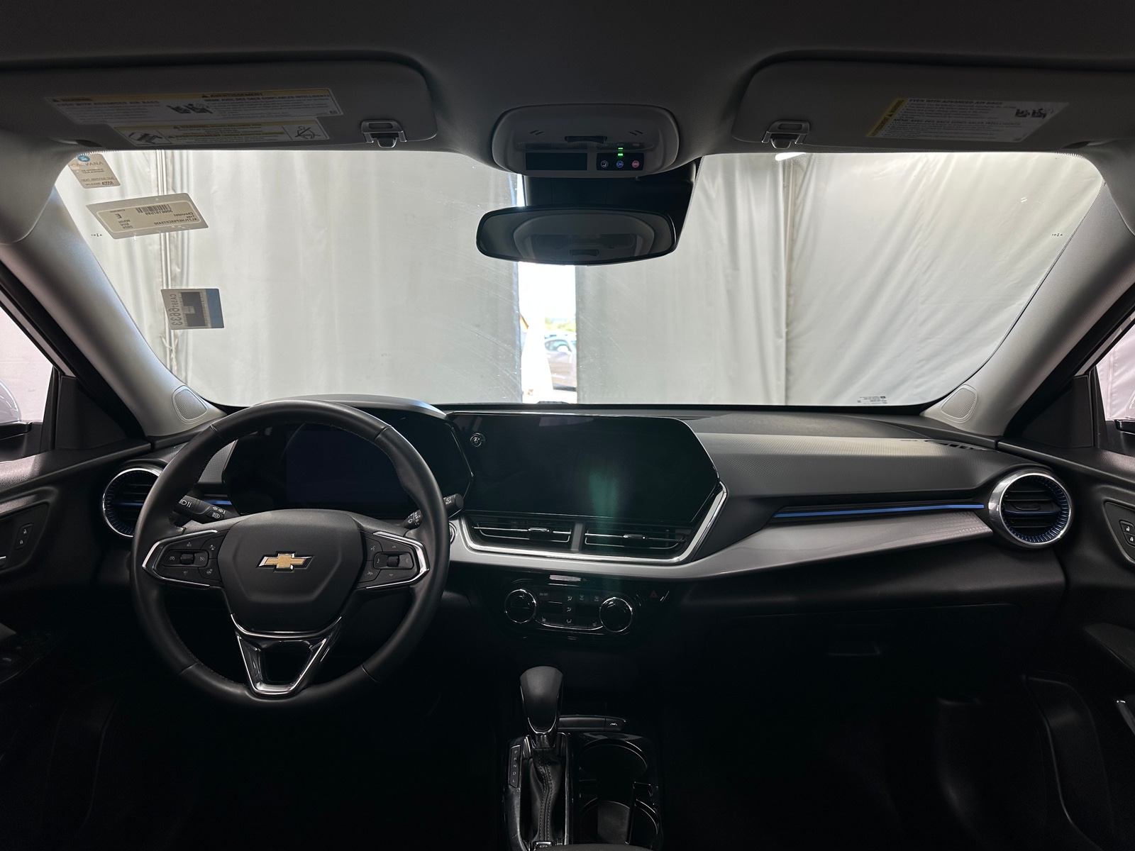 Thumbnail: 2025 Chevrolet Trax - 3