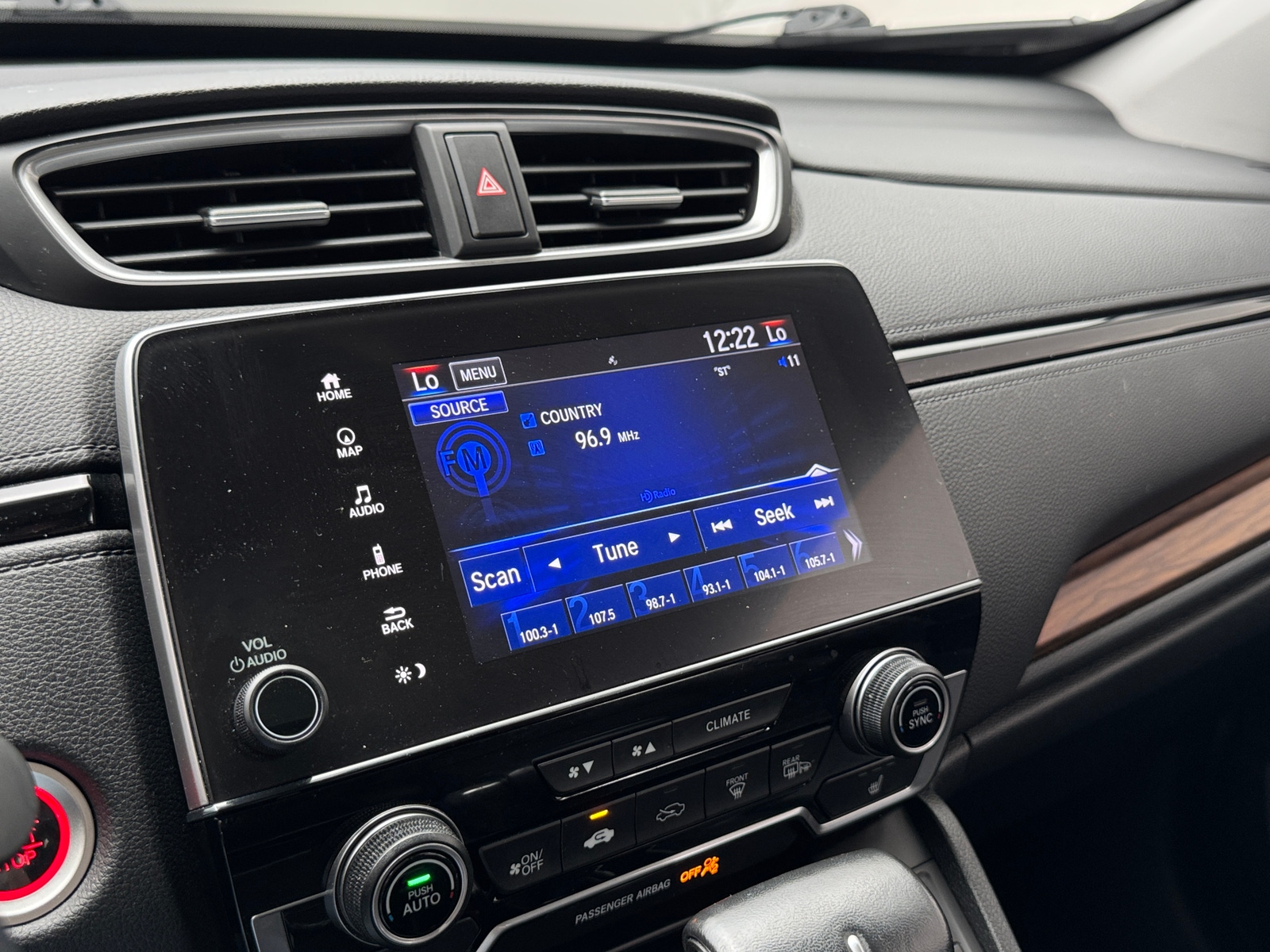 Thumbnail: 2017 Honda CR-V - 3