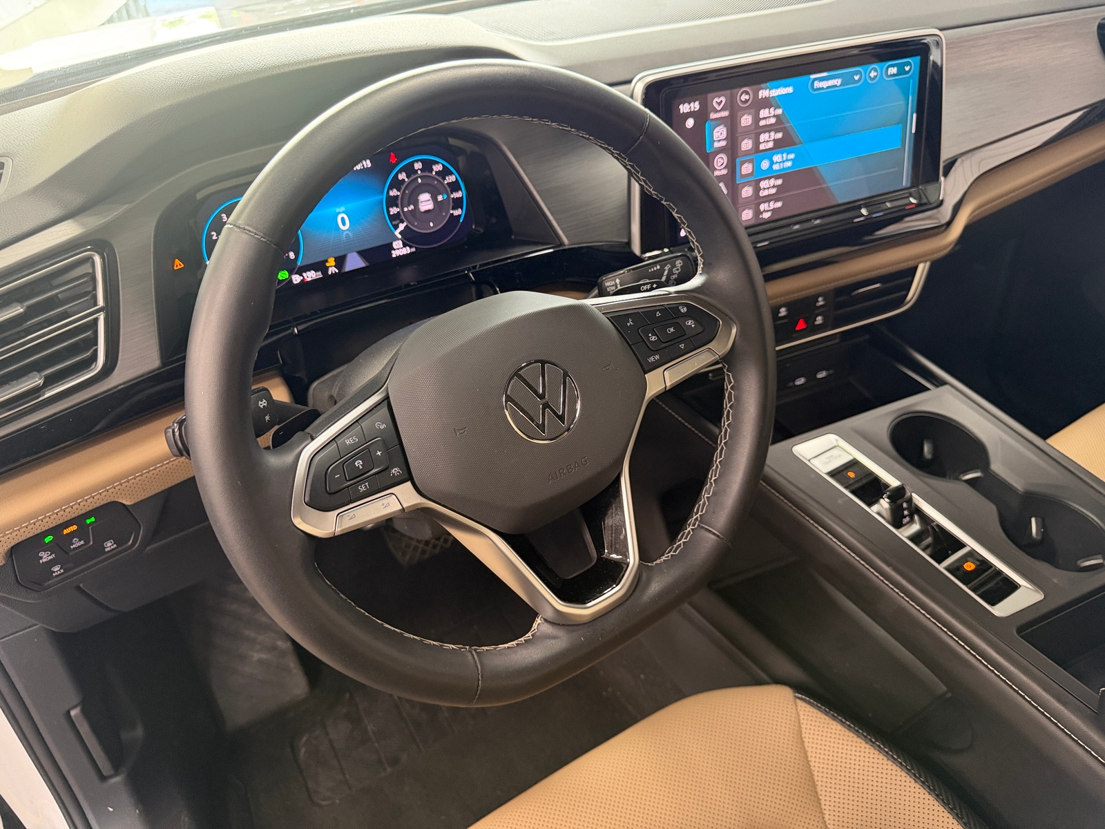 Thumbnail: 2024 Volkswagen Atlas - 4