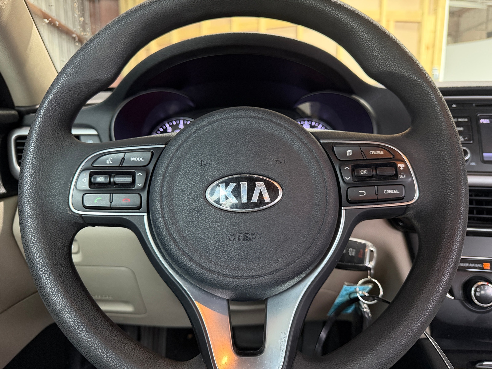 Thumbnail: 2017 Kia Optima - 5