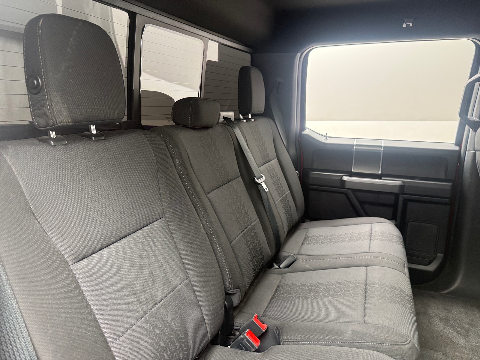 Thumbnail: 2018 Ford Econoline - 6