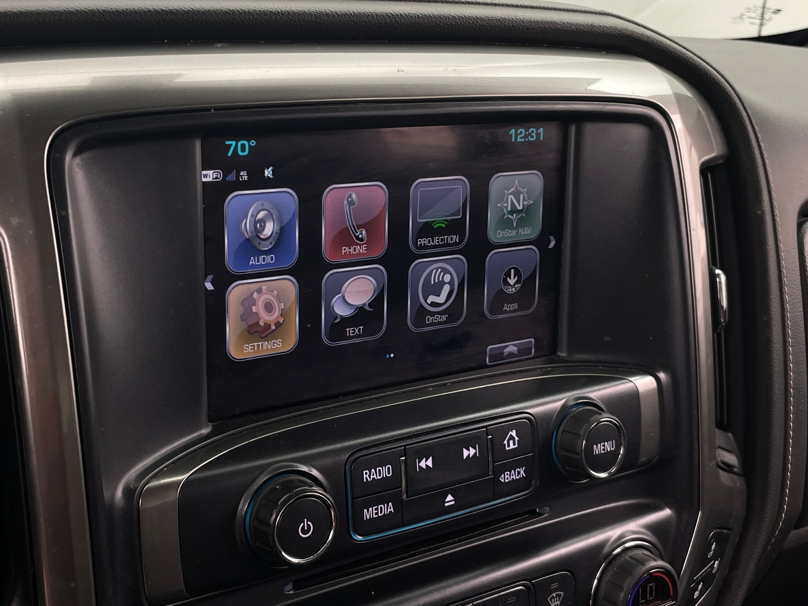 Thumbnail: 2018 Chevrolet Silverado 1500 - 3