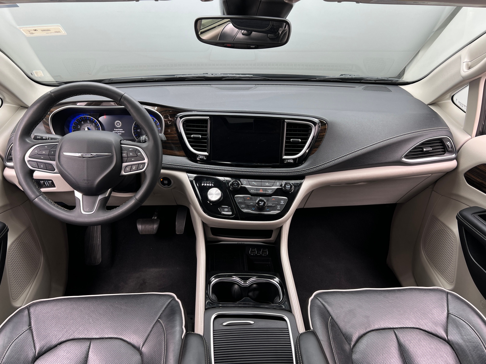 Thumbnail: 2023 Chrysler Pacifica - 2