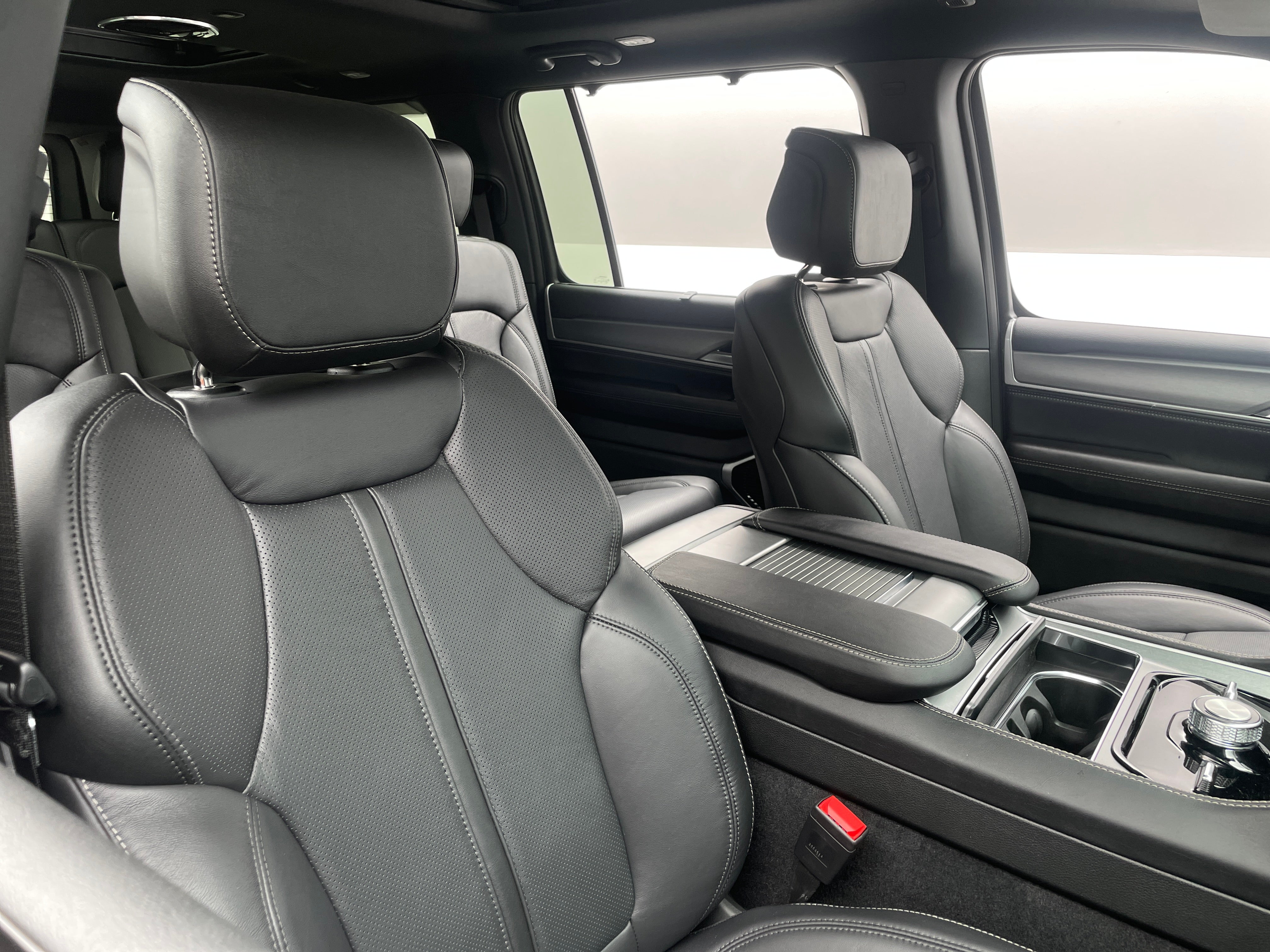 2026 Jeep Grand Wagoneer L
