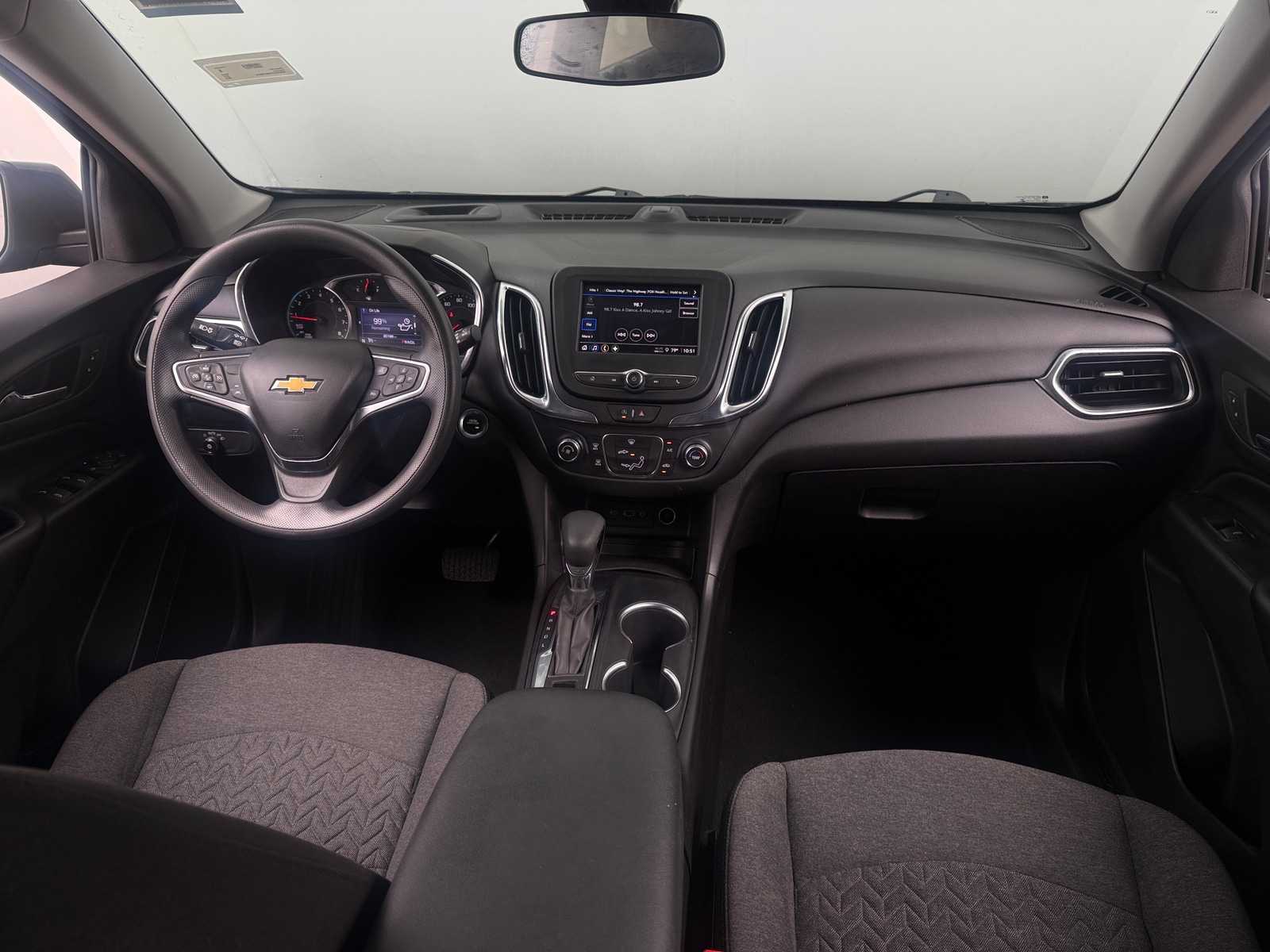 Thumbnail: 2022 Chevrolet Equinox - 3