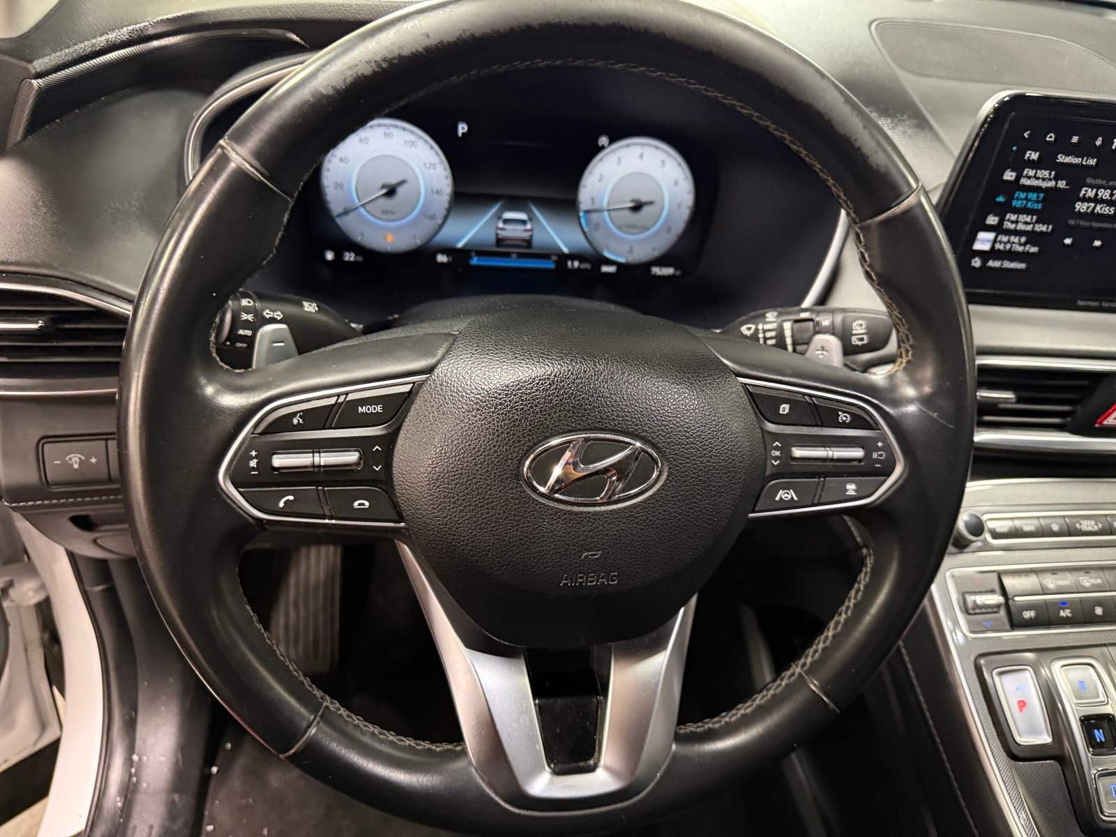 Thumbnail: 2023 Hyundai Santa Fe - 4