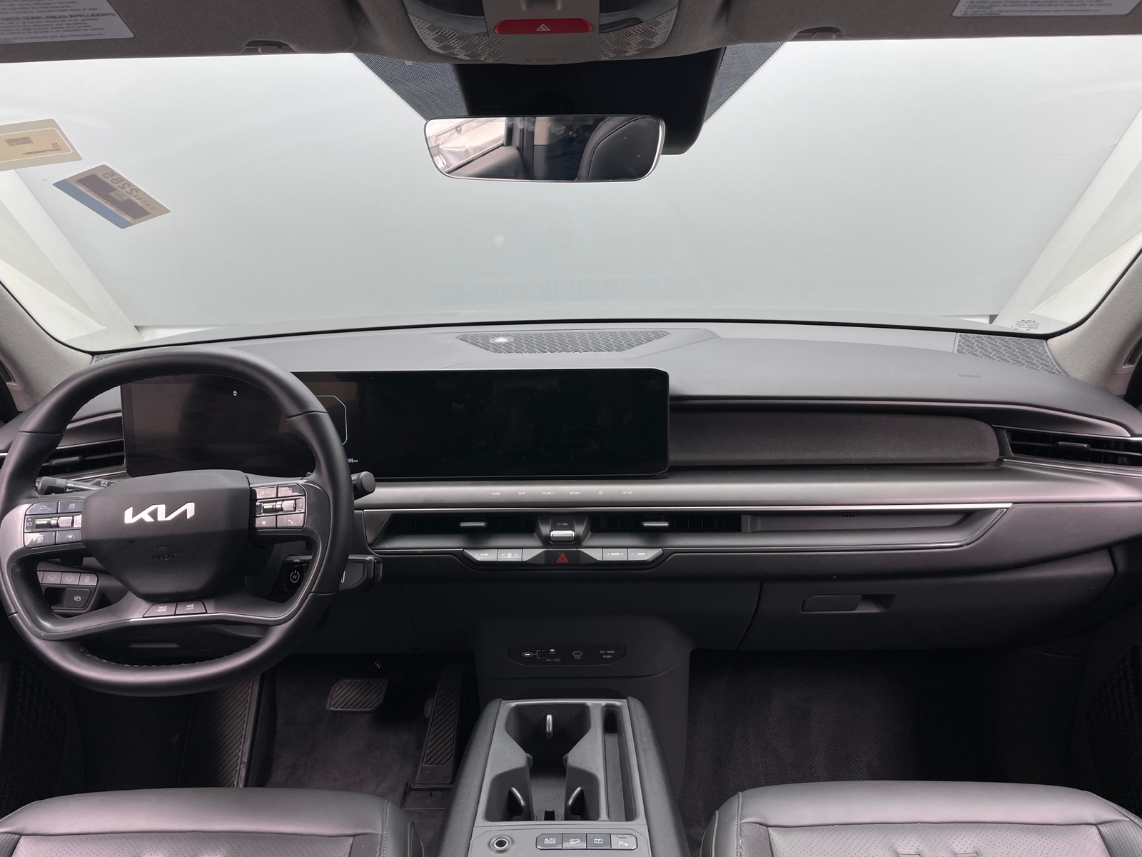 Thumbnail: 2024 Kia EV9 - 2