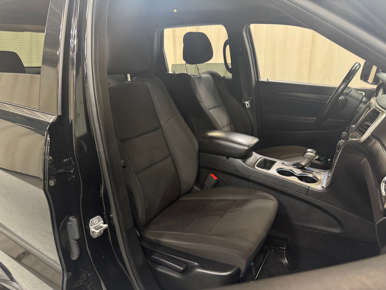 Thumbnail: 2021 Jeep Grand Cherokee - 2