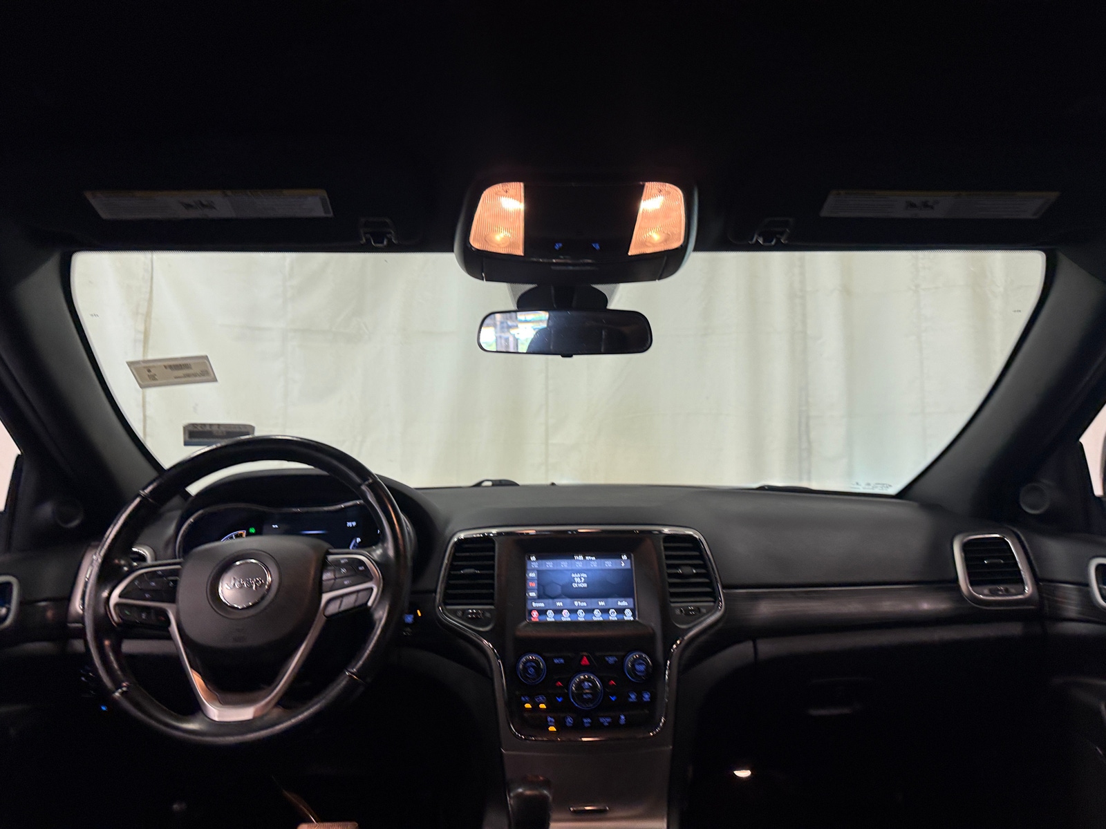 Thumbnail: 2021 Jeep Grand Cherokee - 3