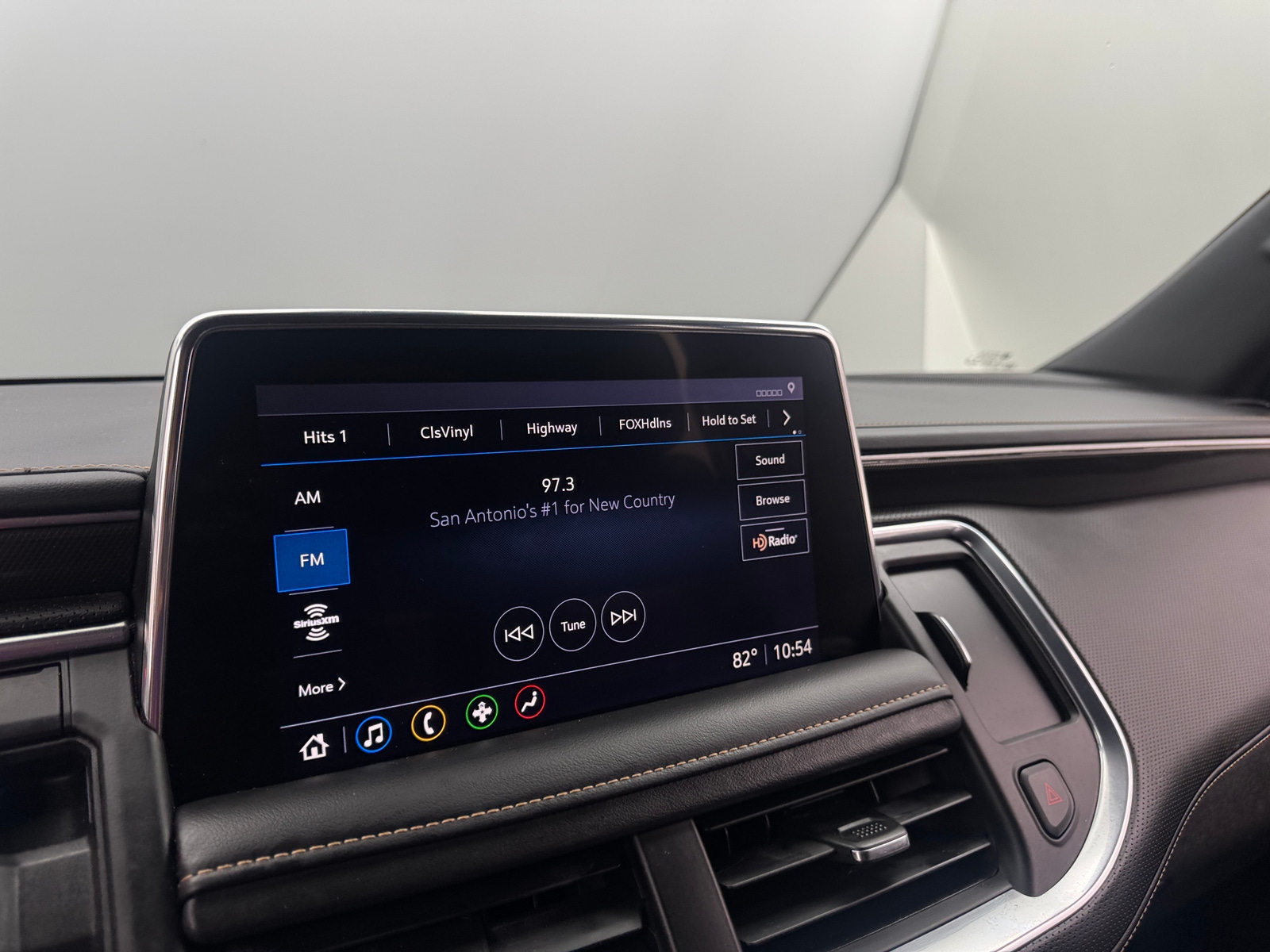 Thumbnail: 2021 GMC Yukon - 3