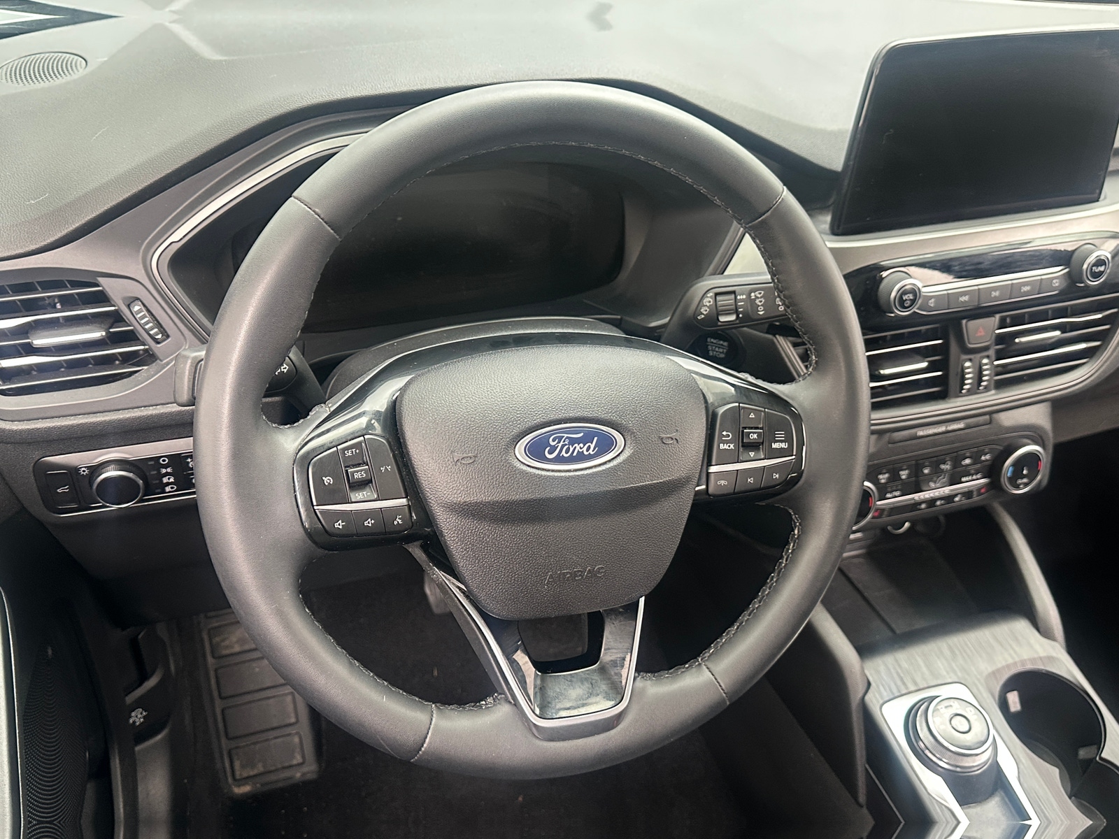 Thumbnail: 2023 Ford Escape - 5