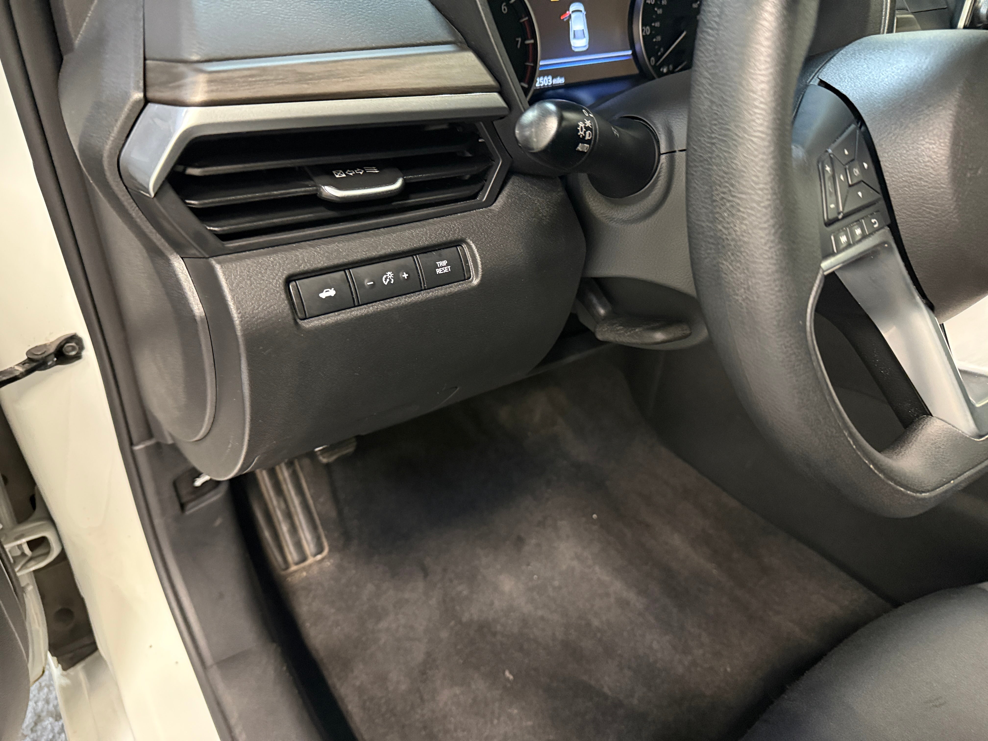 2025 Nissan Altima SV - Photo 10
