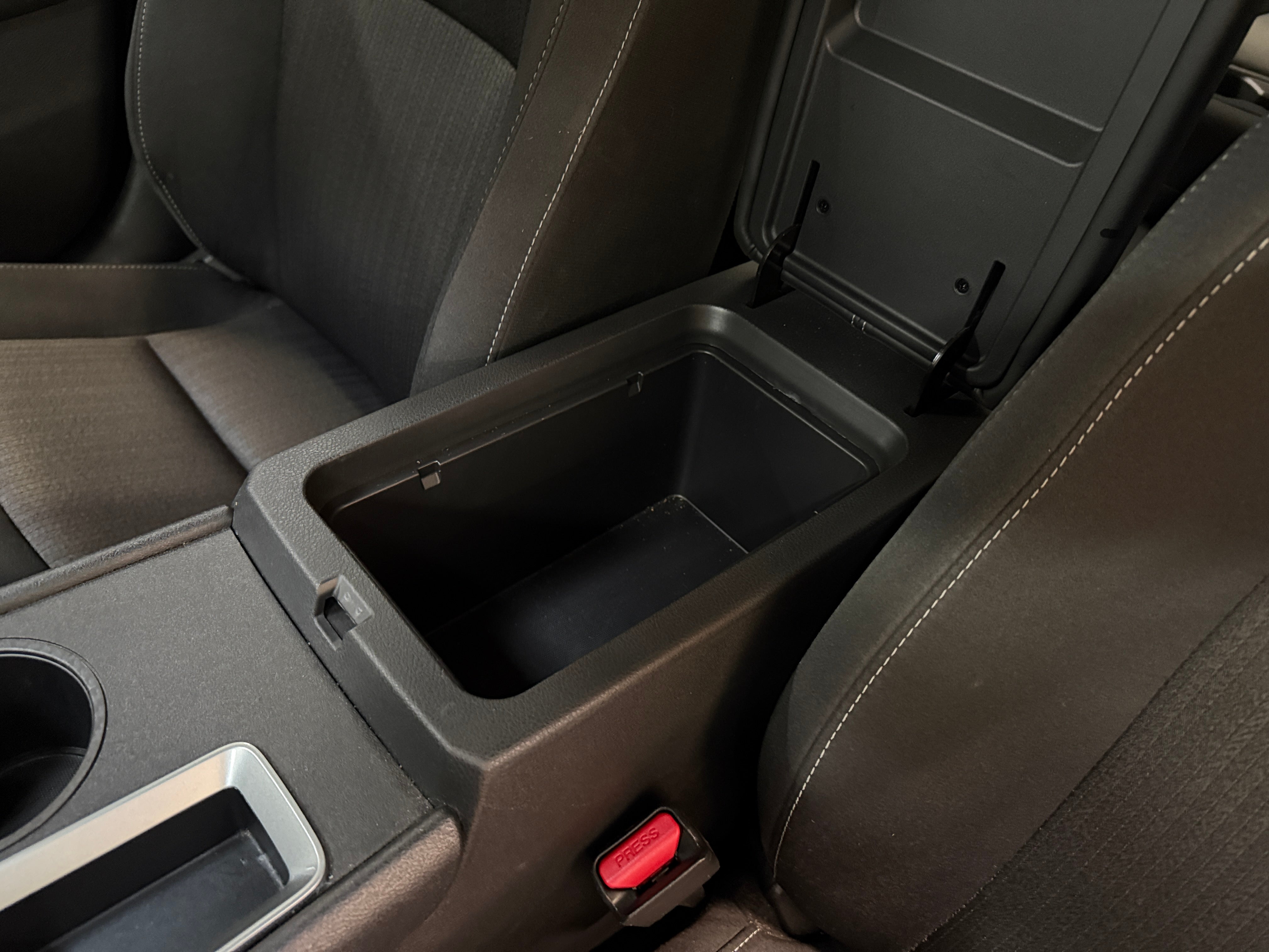 2025 Nissan Altima SV - Photo 14
