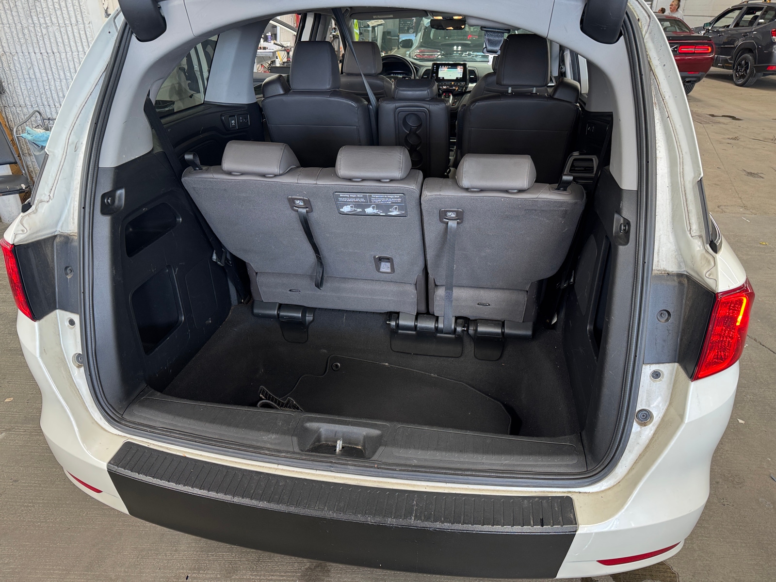 Thumbnail: 2019 Honda Odyssey - 6