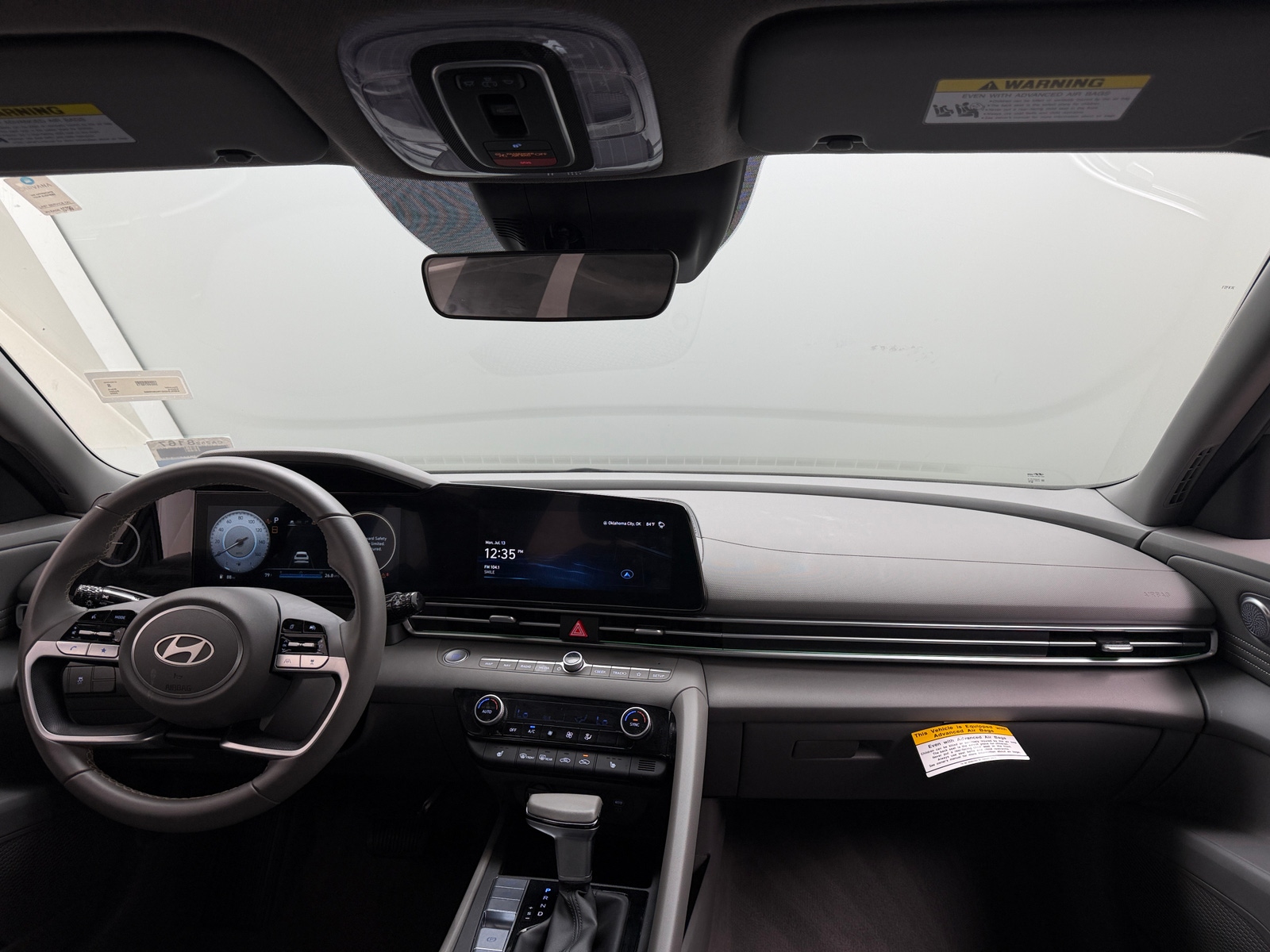Thumbnail: 2024 Hyundai Elantra - 3