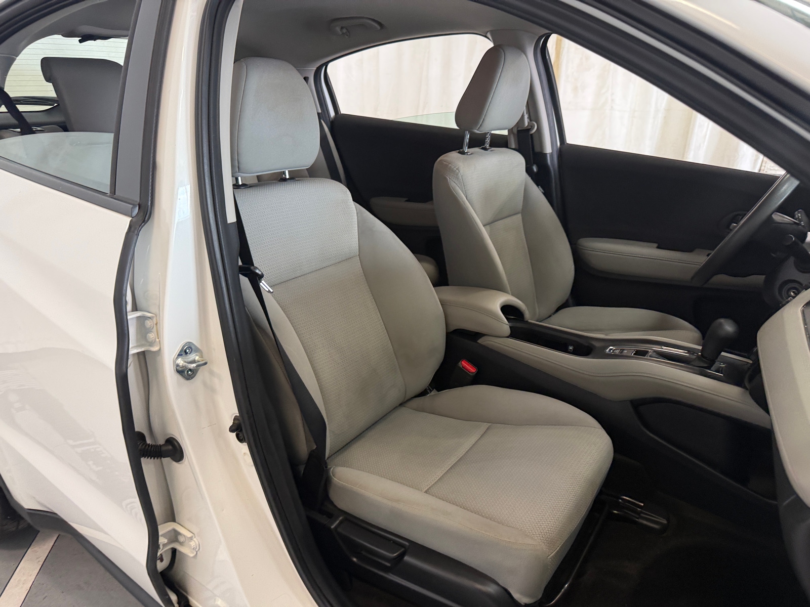 Thumbnail: 2022 Honda HR-V - 2