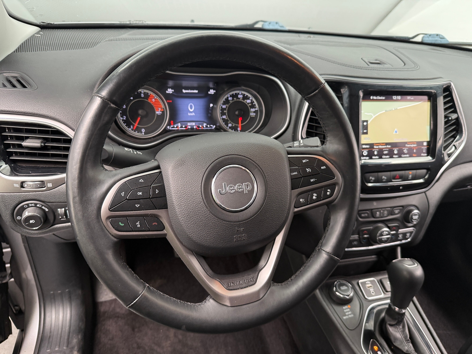 Thumbnail: 2019 Jeep Cherokee - 5