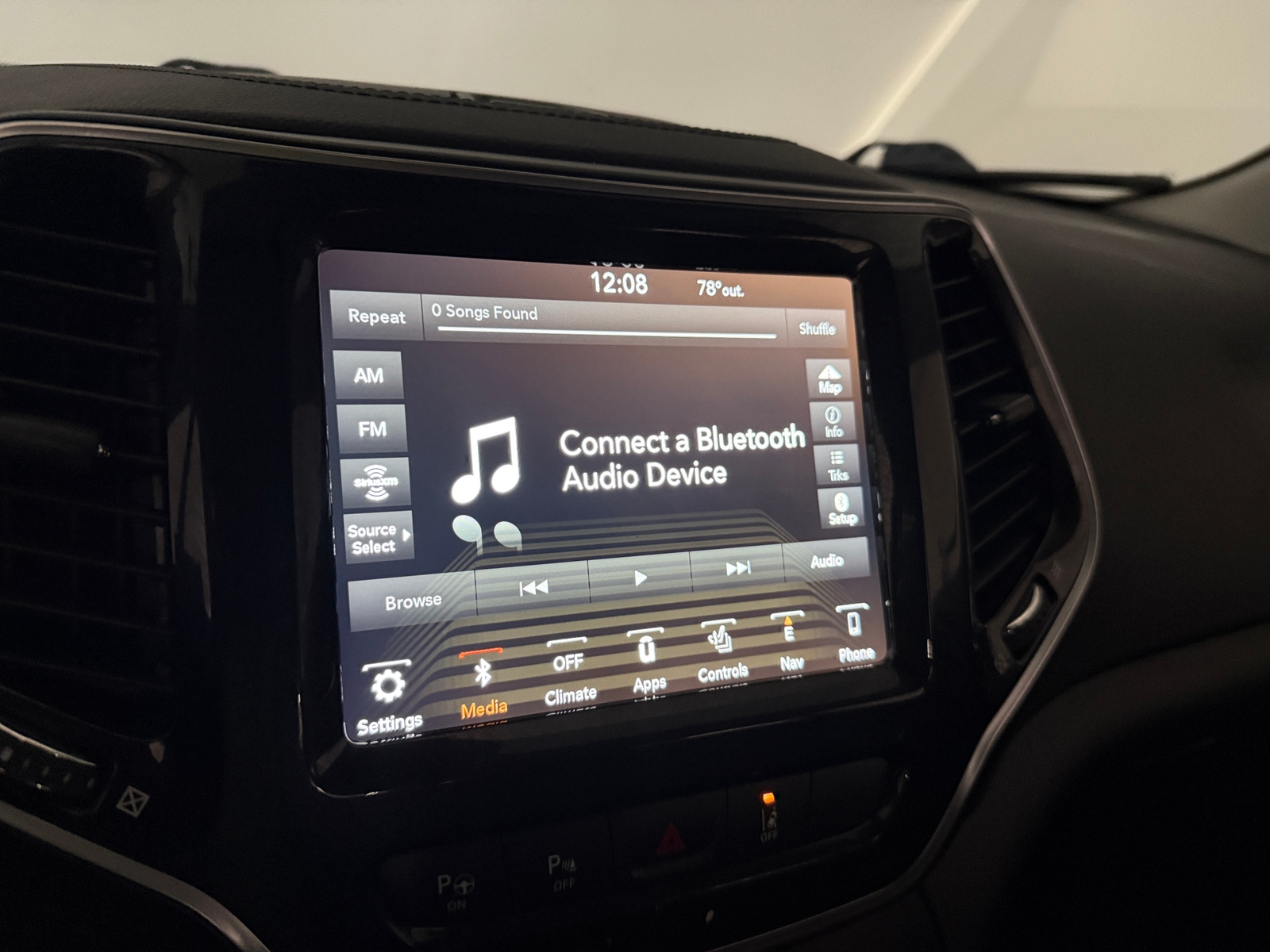 Thumbnail: 2019 Jeep Cherokee - 4