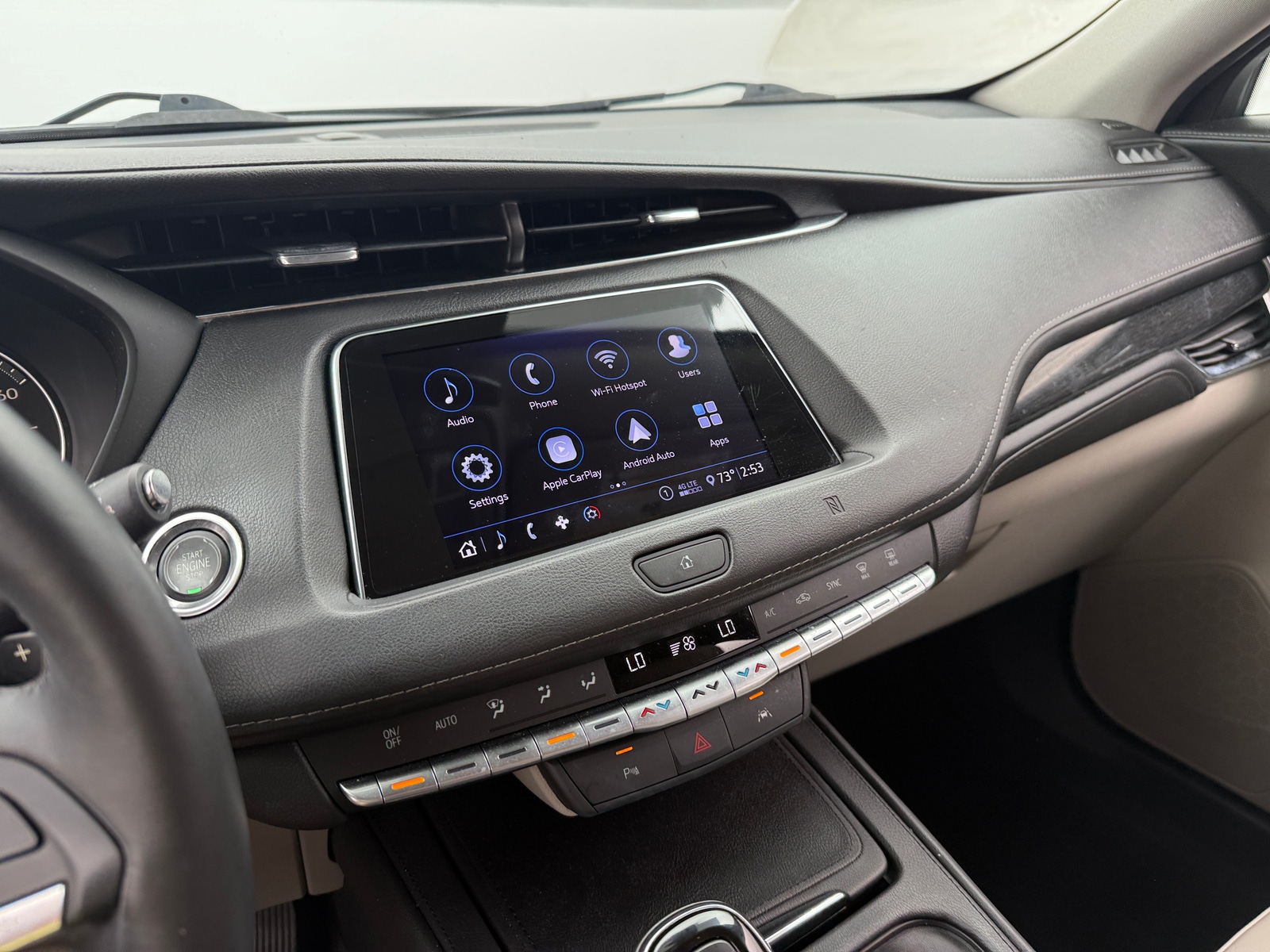 Thumbnail: 2020 Cadillac XT4 - 3