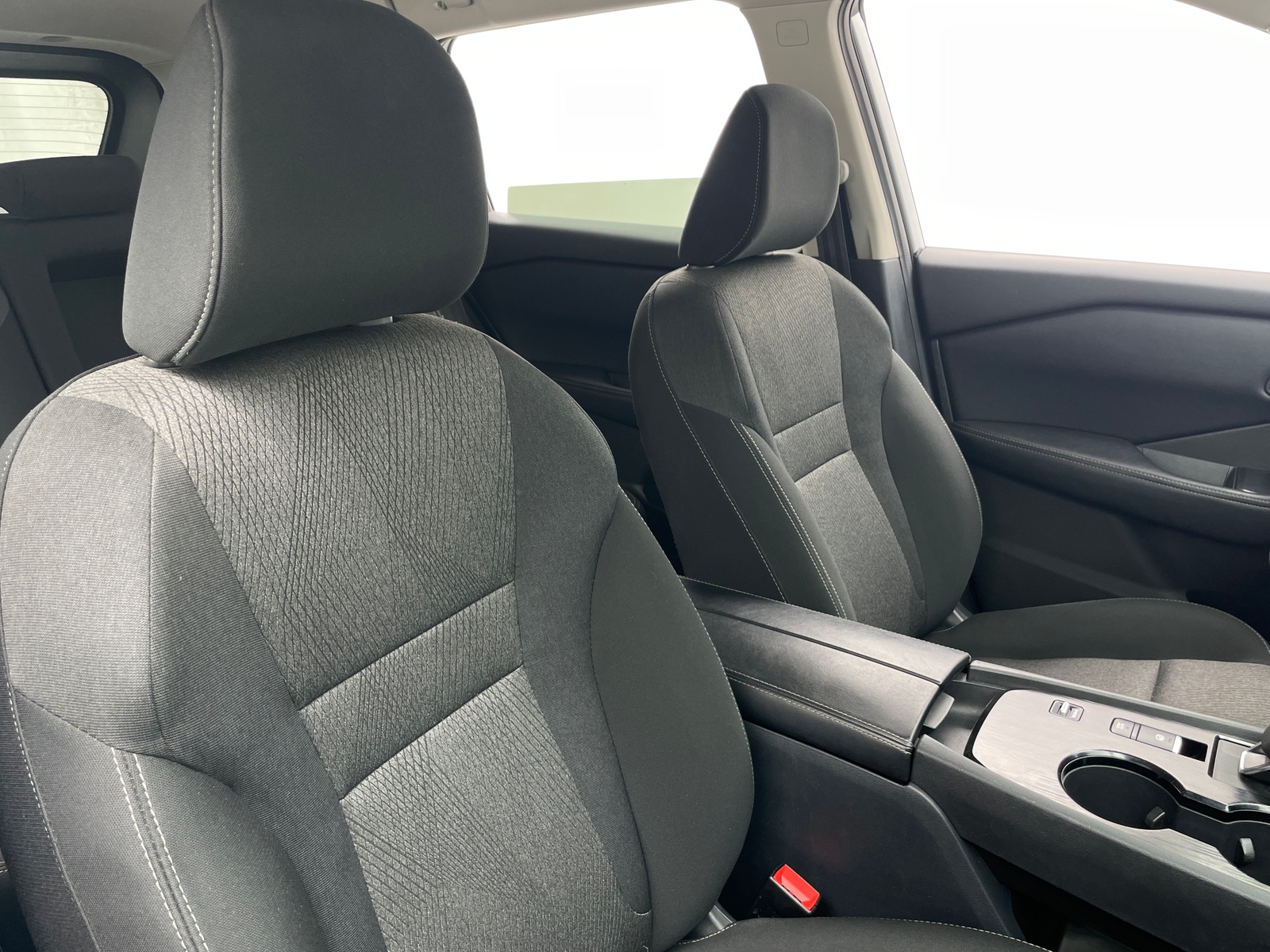 Thumbnail: 2025 Nissan Rogue - 2