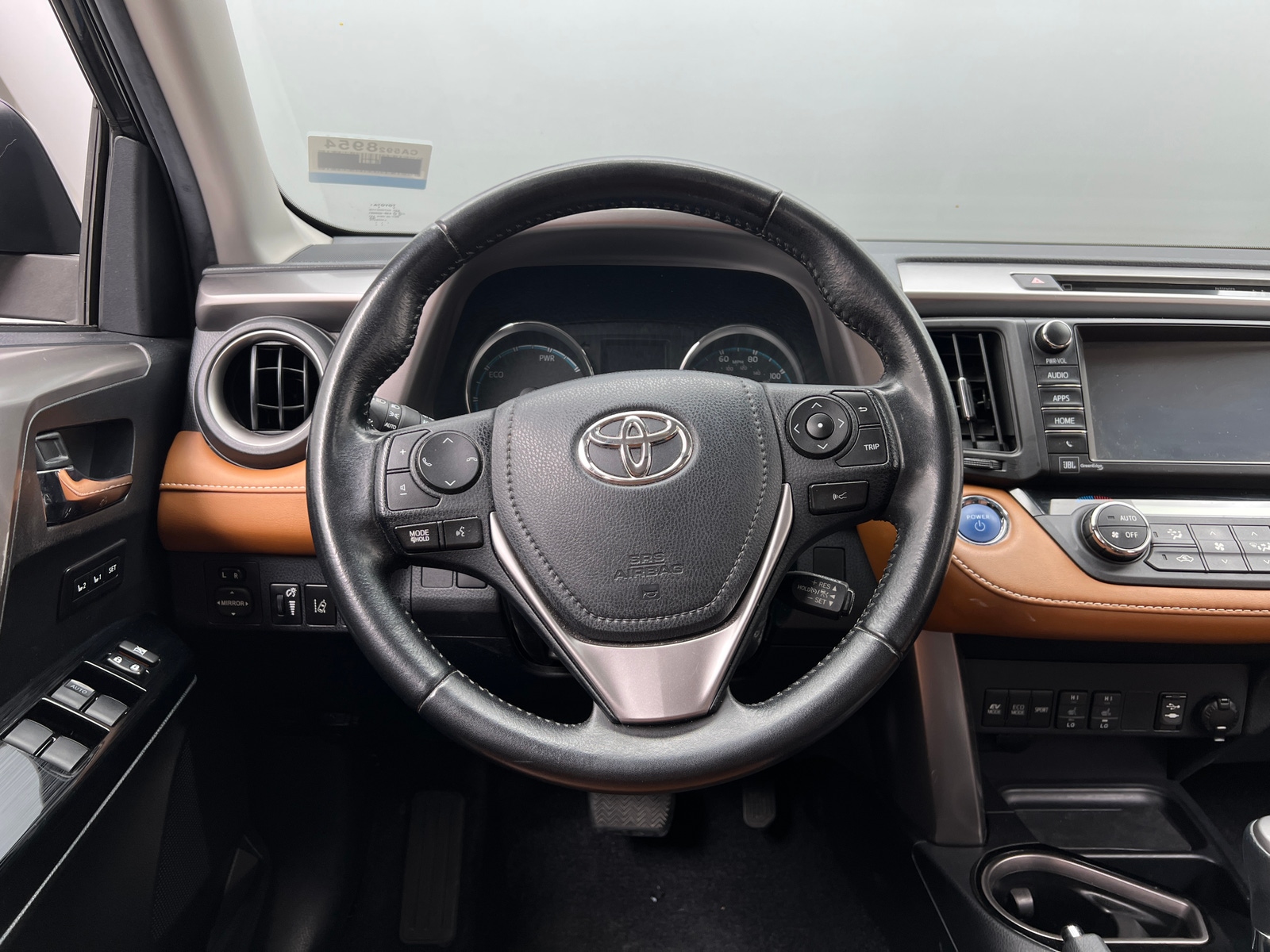 Thumbnail: 2017 Toyota RAV4 - 4