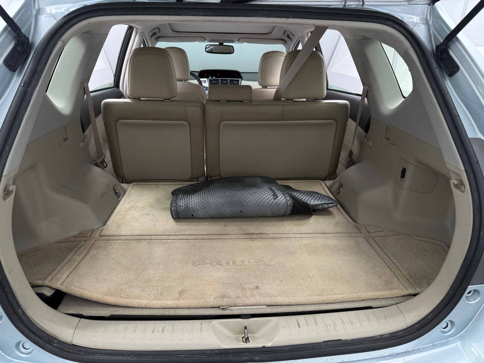 Thumbnail: 2014 Toyota Prius v - 7