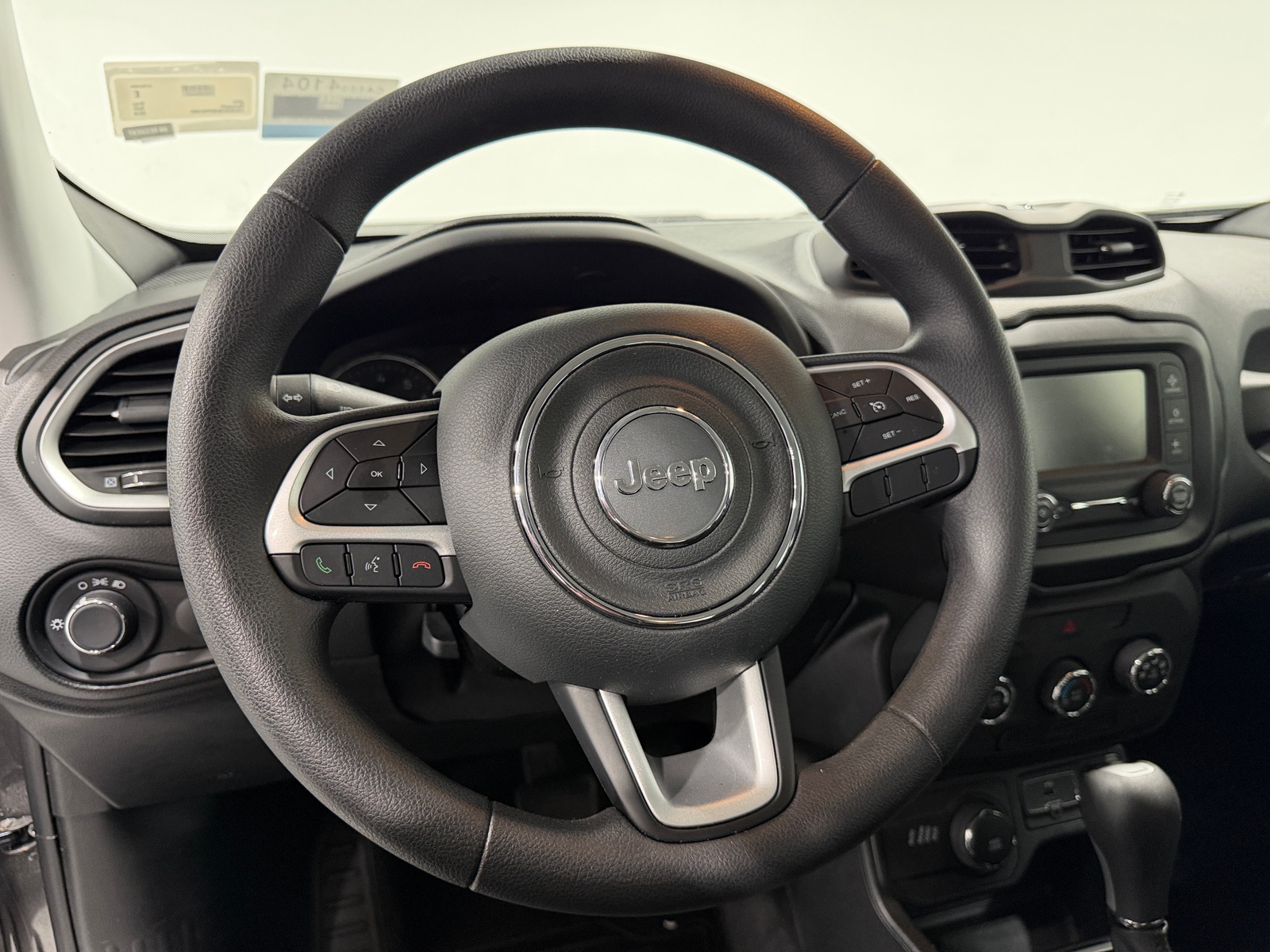Thumbnail: 2019 Jeep Renegade - 5