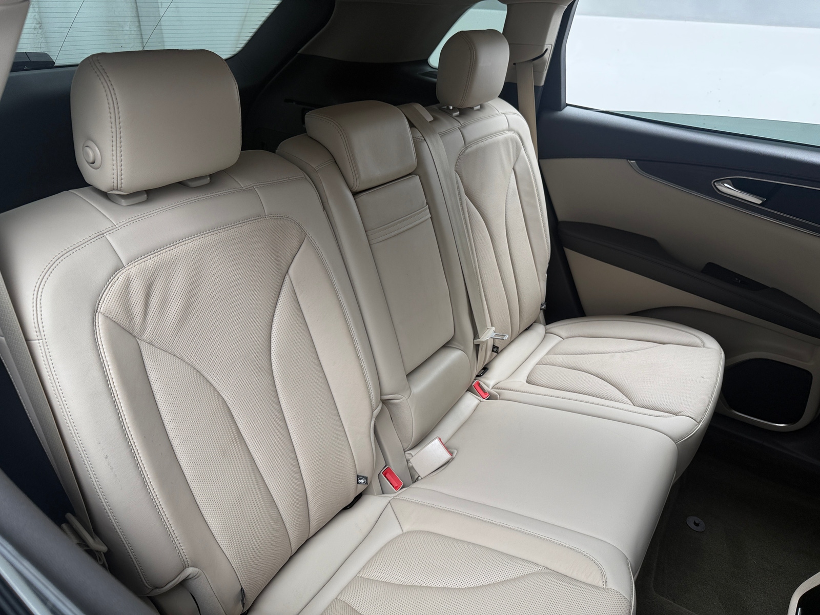 Thumbnail: 2020 Lincoln Nautilus - 5
