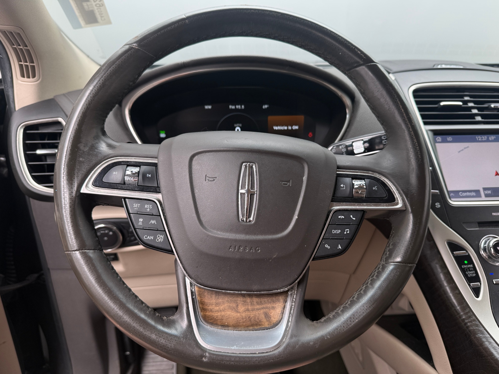 Thumbnail: 2020 Lincoln Nautilus - 4