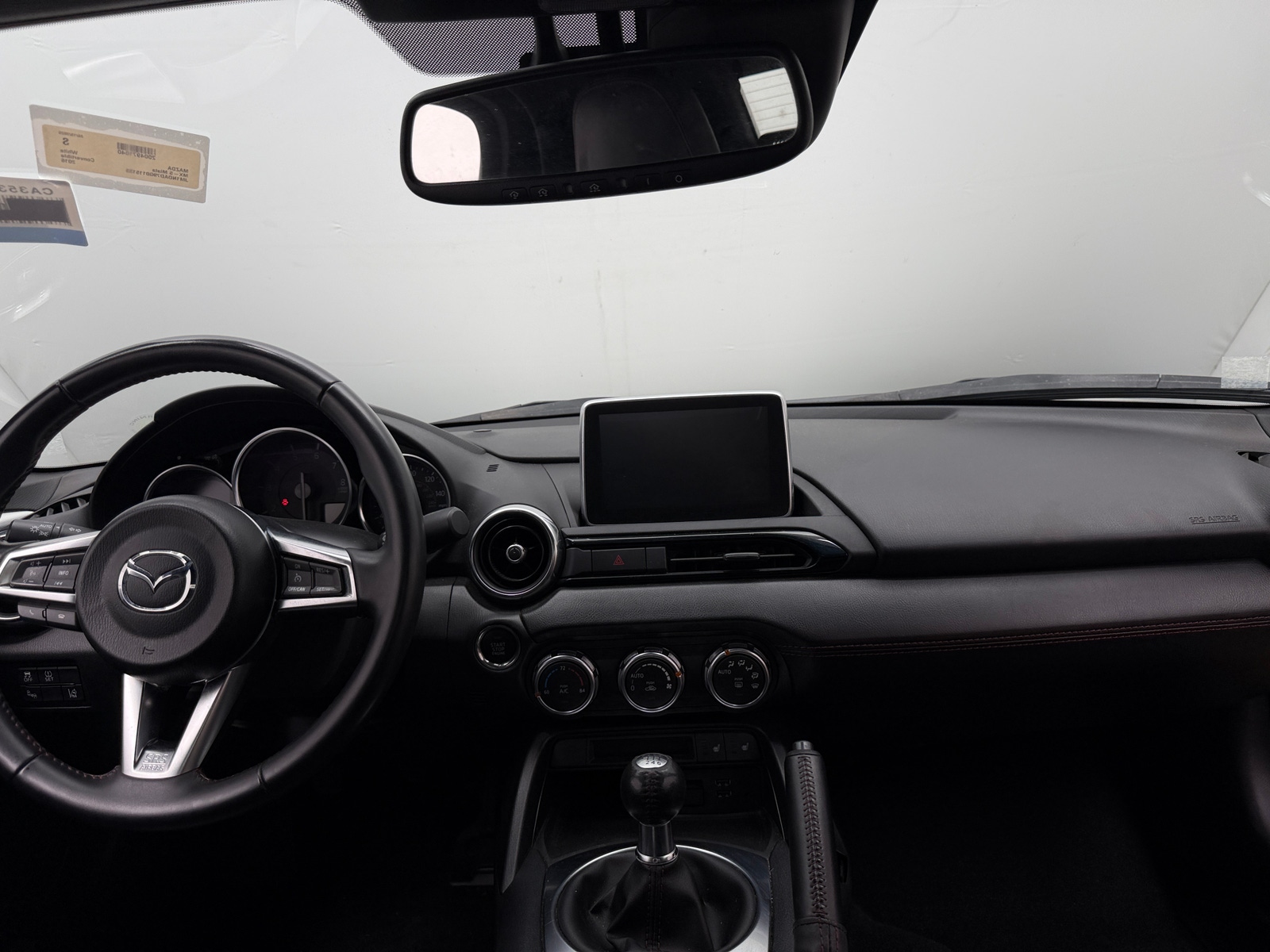 Thumbnail: 2016 Mazda MX-5 Miata - 2