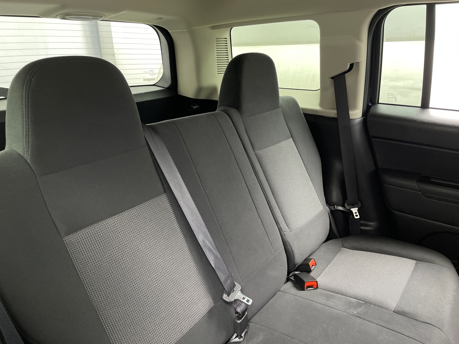 Thumbnail: 2014 Jeep Patriot - 6
