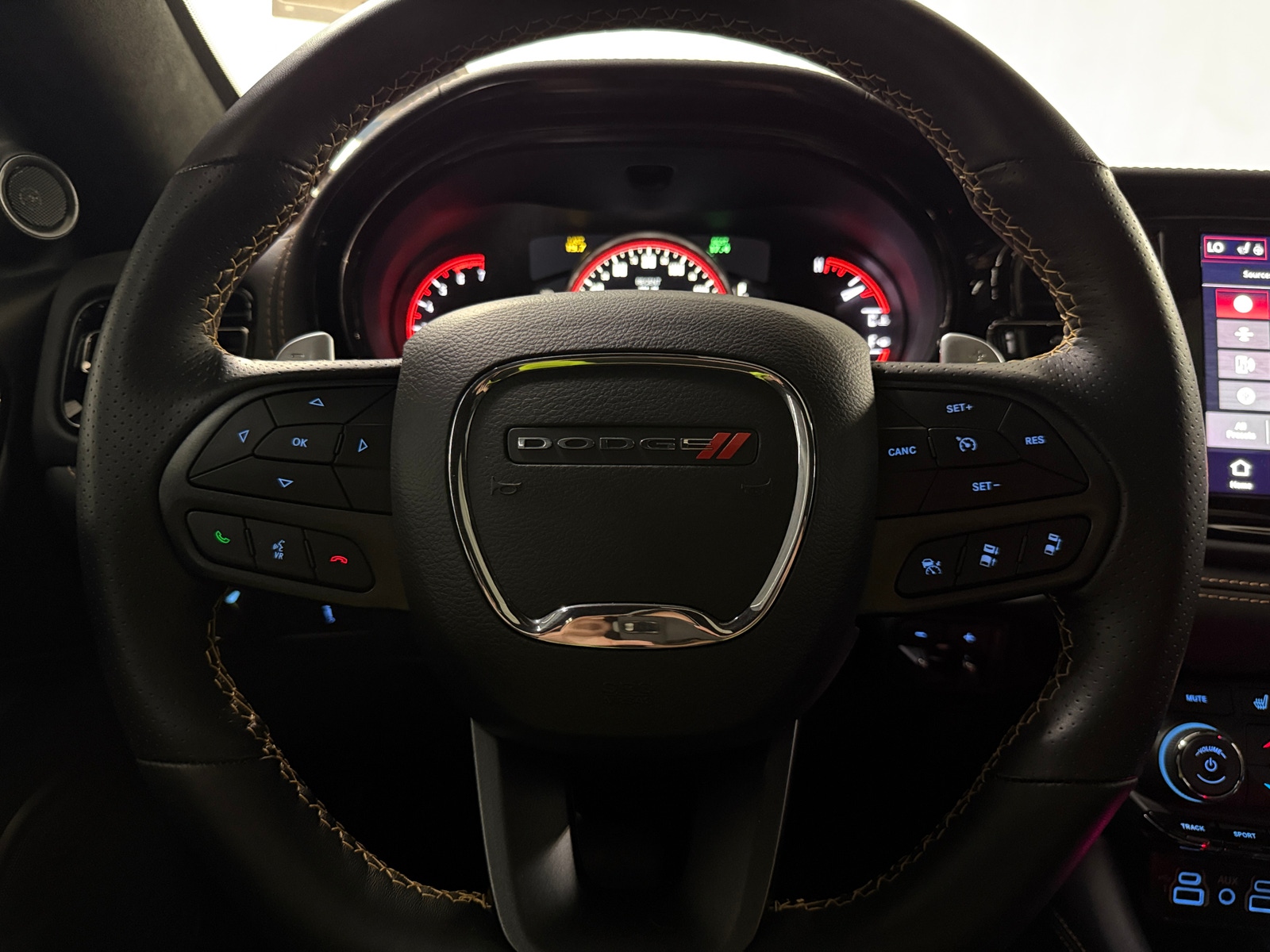 Thumbnail: 2025 Dodge Durango - 5