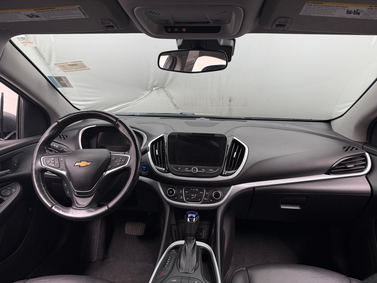 Thumbnail: 2018 Chevrolet Volt - 2