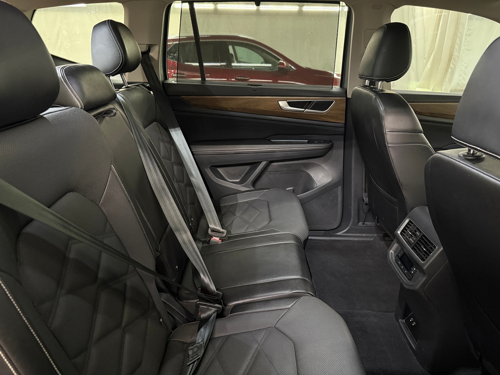 Thumbnail: 2024 Volkswagen Atlas - 5