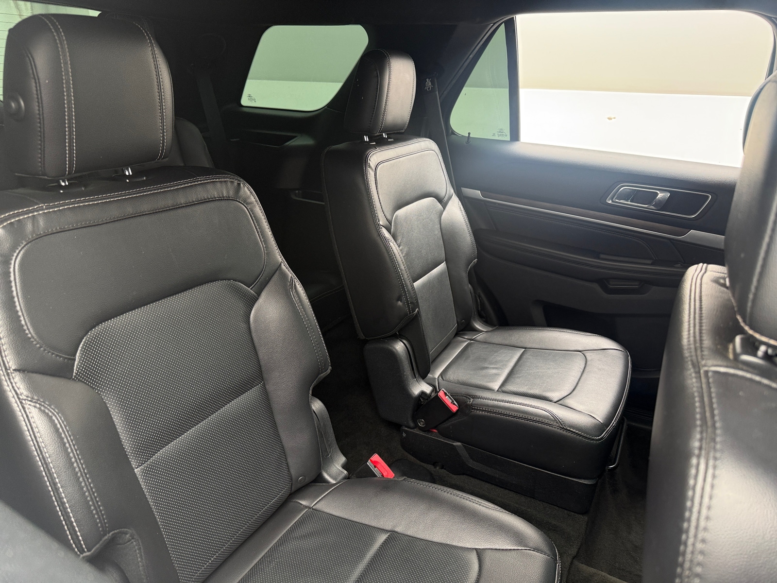 Thumbnail: 2017 Ford Explorer - 5