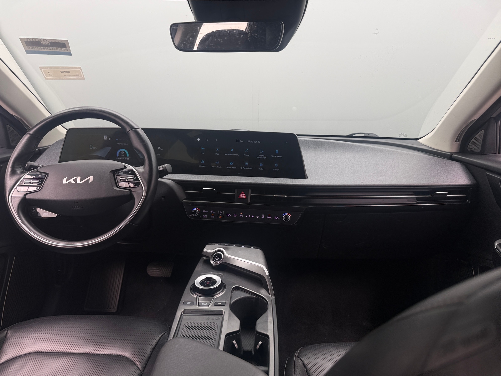Thumbnail: 2022 Kia EV6 - 2