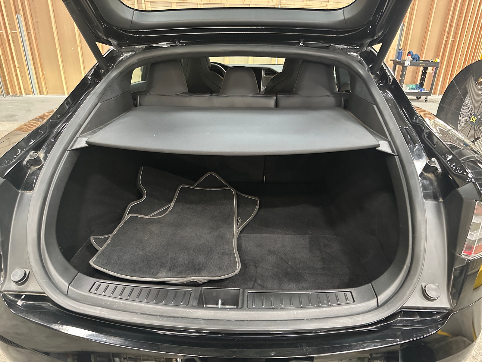 Thumbnail: 2019 Tesla Model S - 6