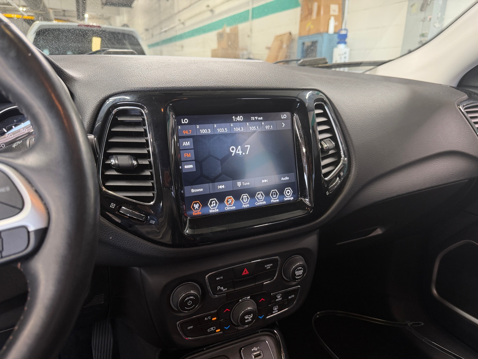 Thumbnail: 2019 Jeep Compass - 3