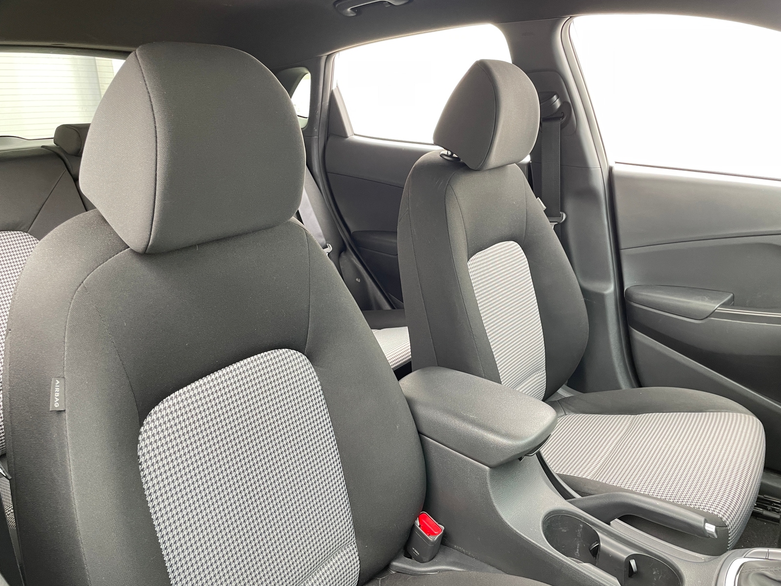 Thumbnail: 2021 Hyundai Kona - 2