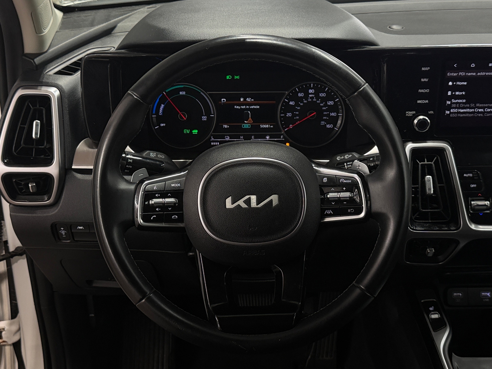 Thumbnail: 2022 Kia Sorento - 4