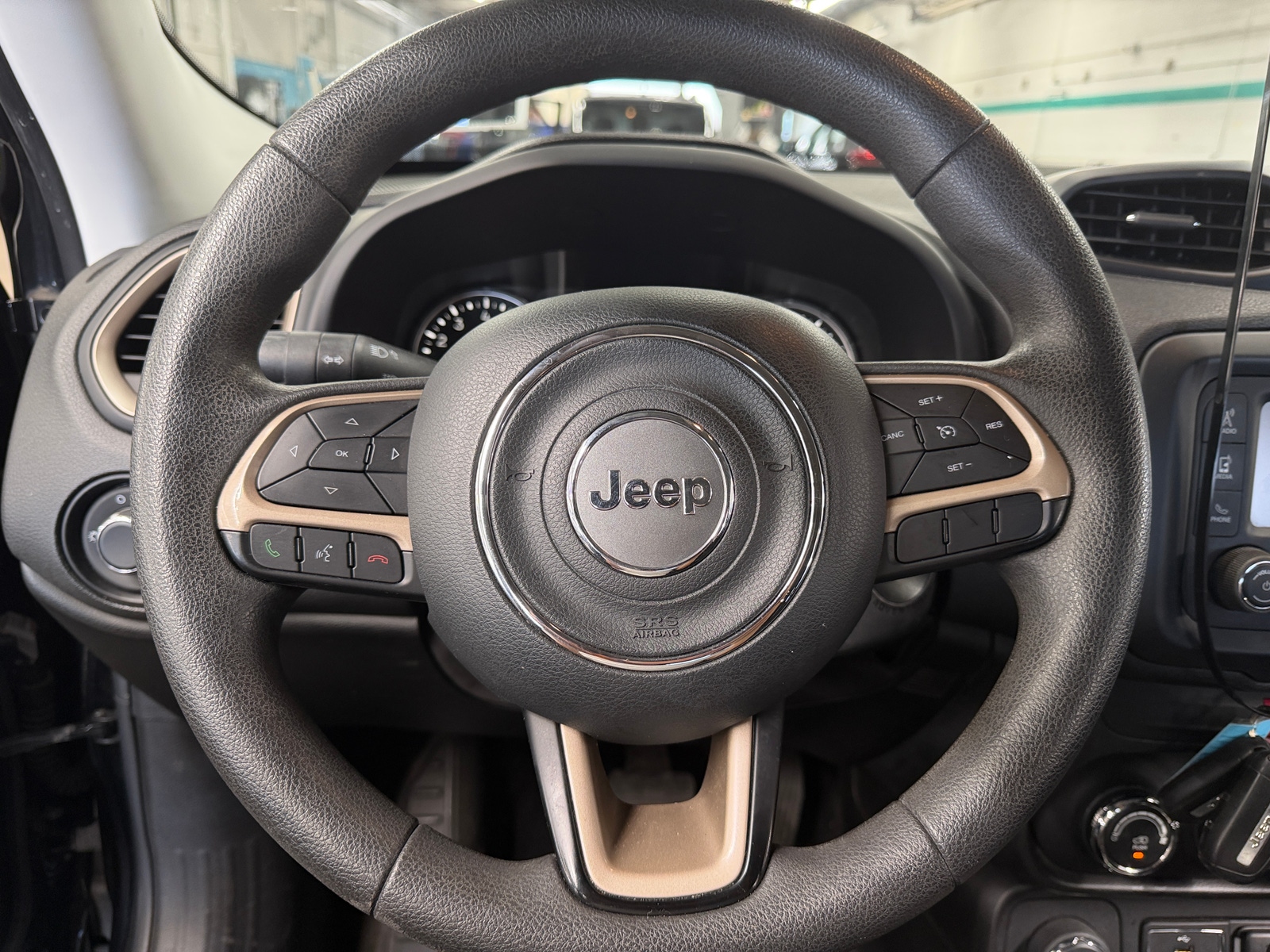 Thumbnail: 2017 Jeep Renegade - 5