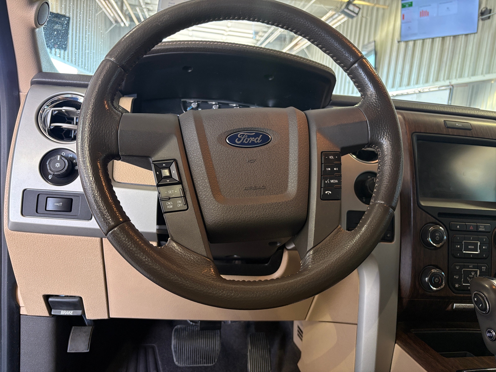 Thumbnail: 2014 Ford Econoline - 4