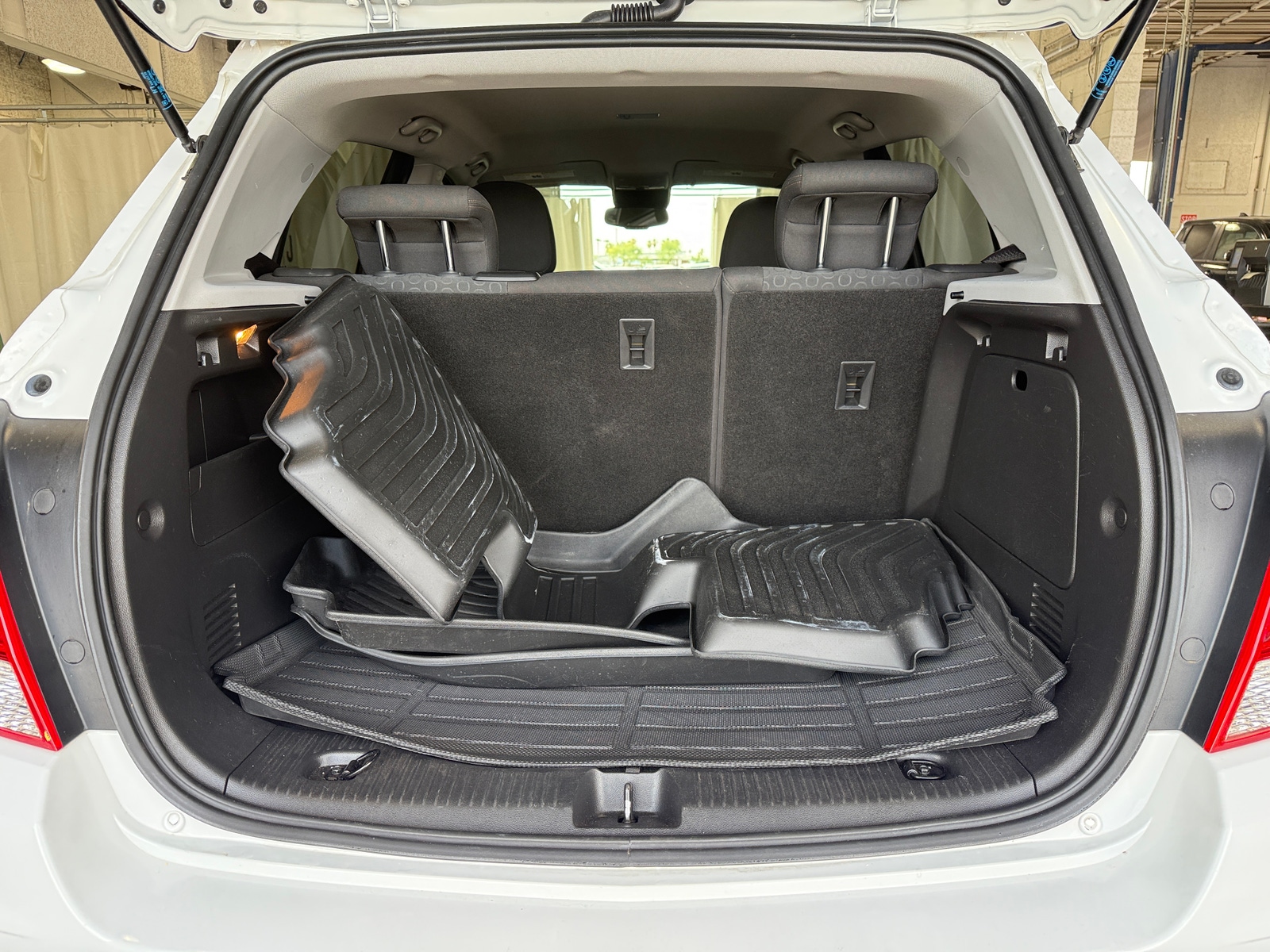Thumbnail: 2021 Chevrolet Trax - 7
