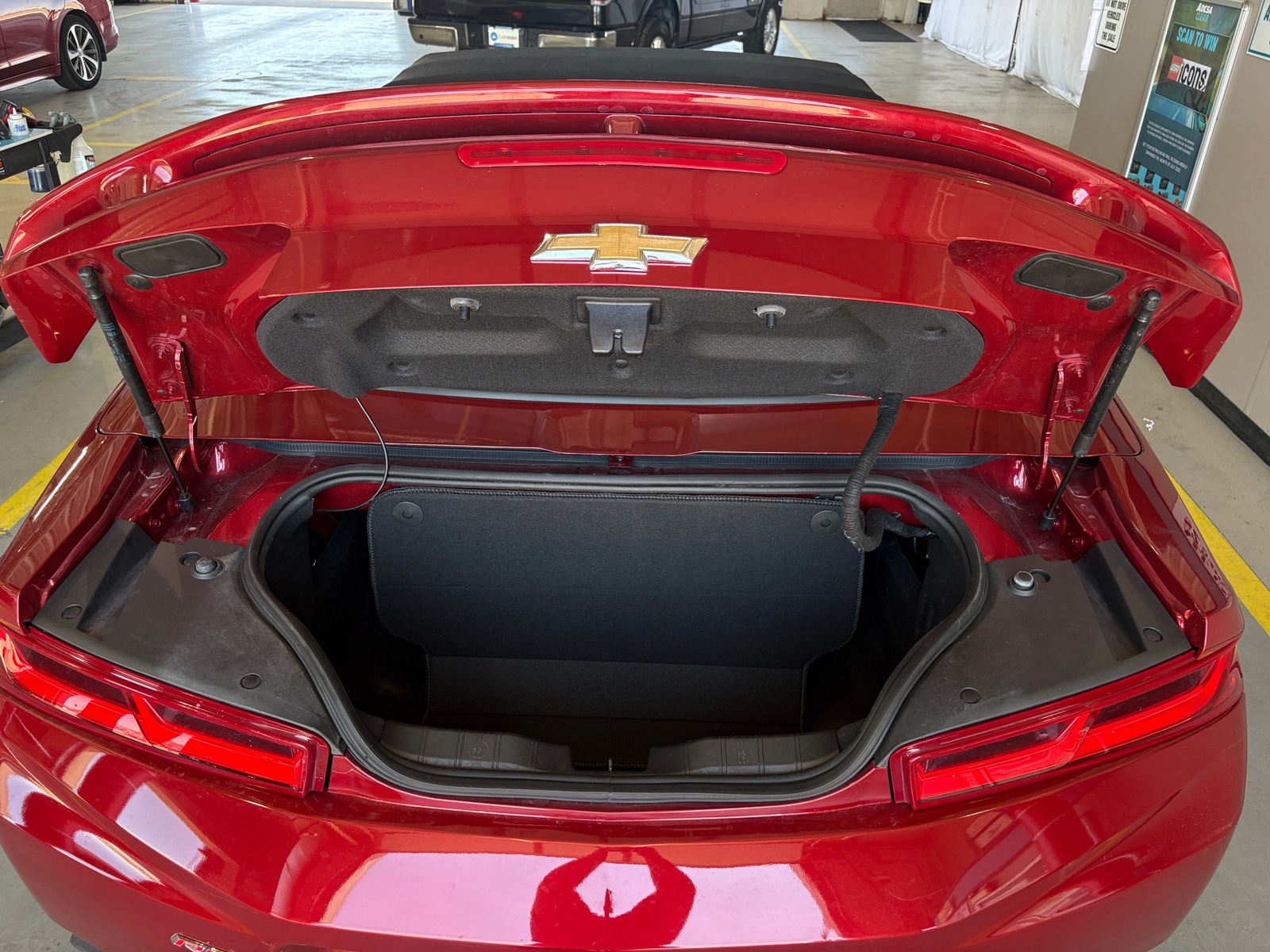 Thumbnail: 2017 Chevrolet Camaro - 7