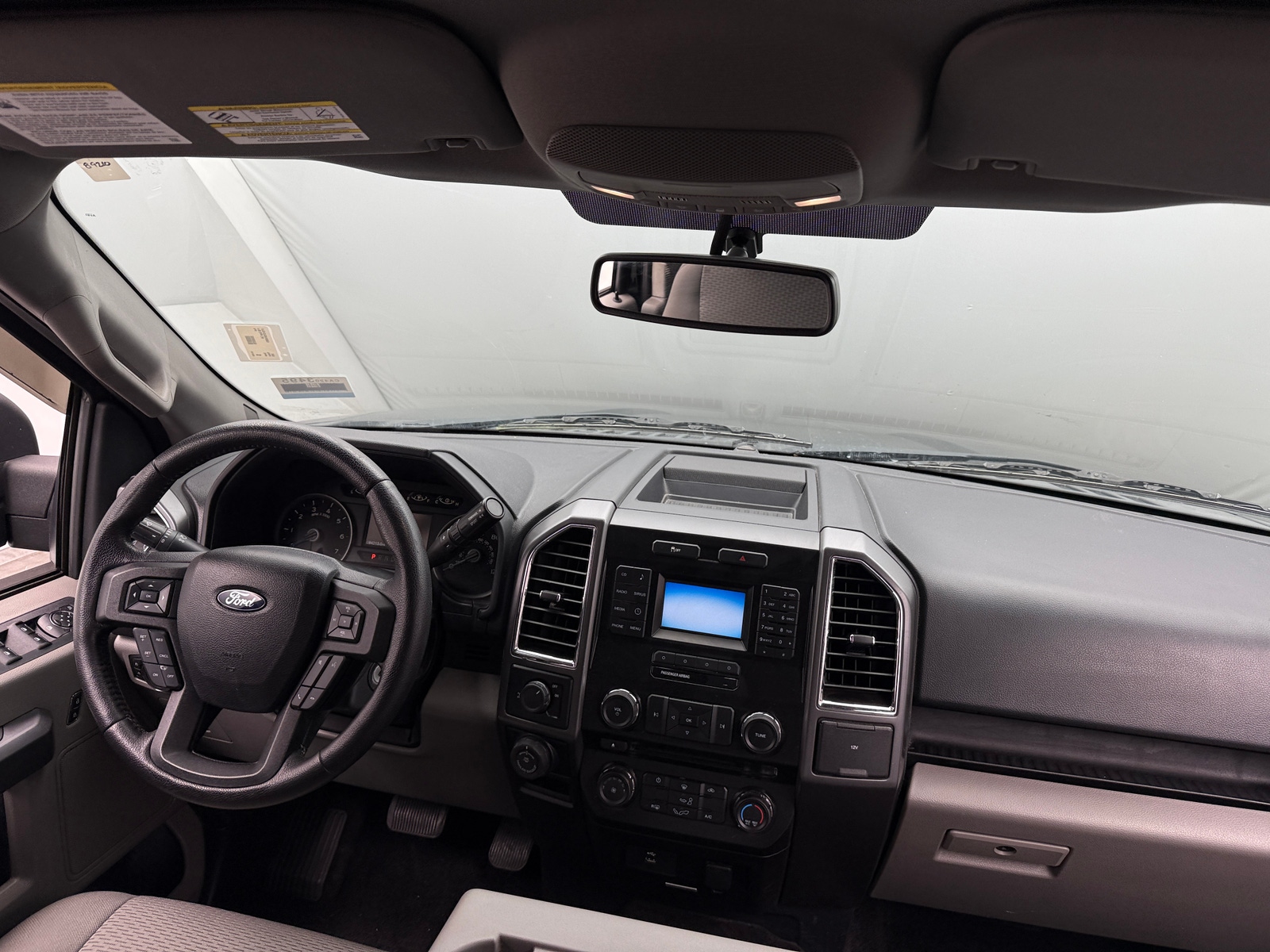 Thumbnail: 2016 Ford Econoline - 3