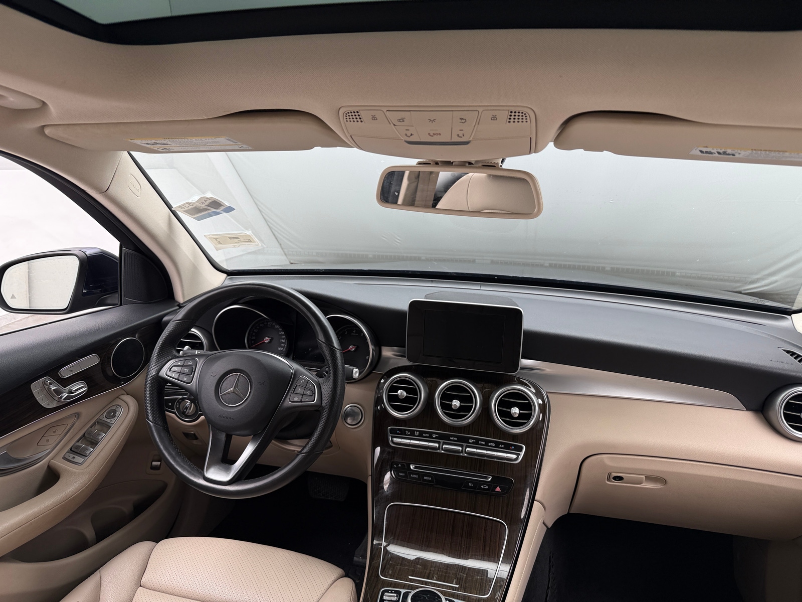 Thumbnail: 2019 Mercedes-Benz GLC - 2