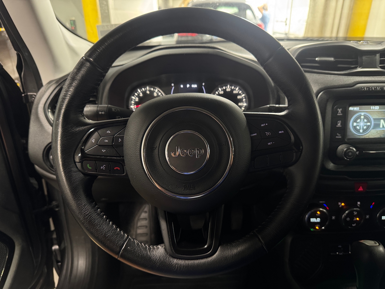 Thumbnail: 2017 Jeep Renegade - 5